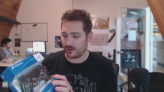 PS4 Controller REVIEW!? Not really.